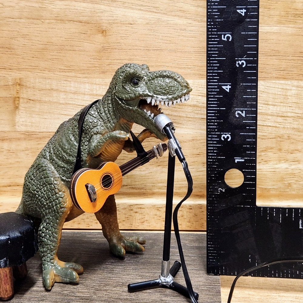 Guitarist T-Rex Dinosaur - Picture 7 of 8